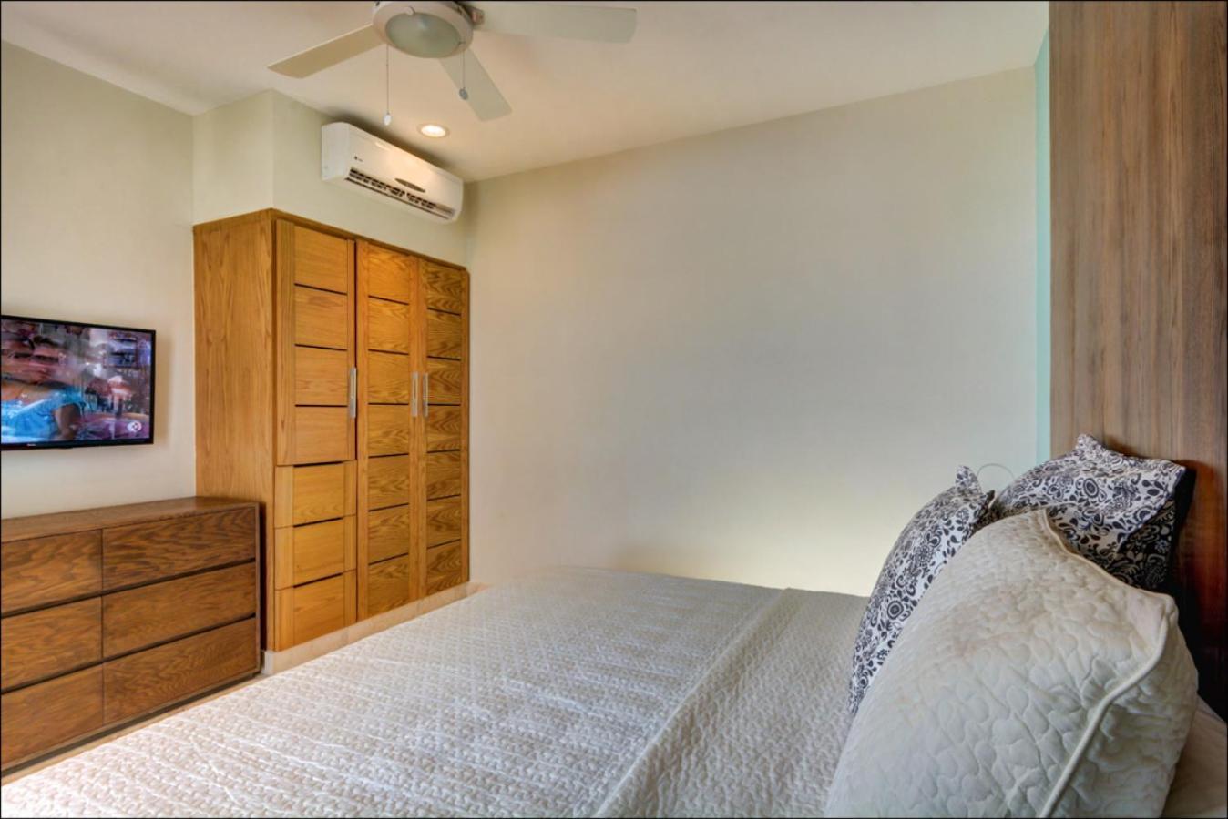 Anah Suites By Las Flores Vacation Rentals 普拉亚卡门 外观 照片
