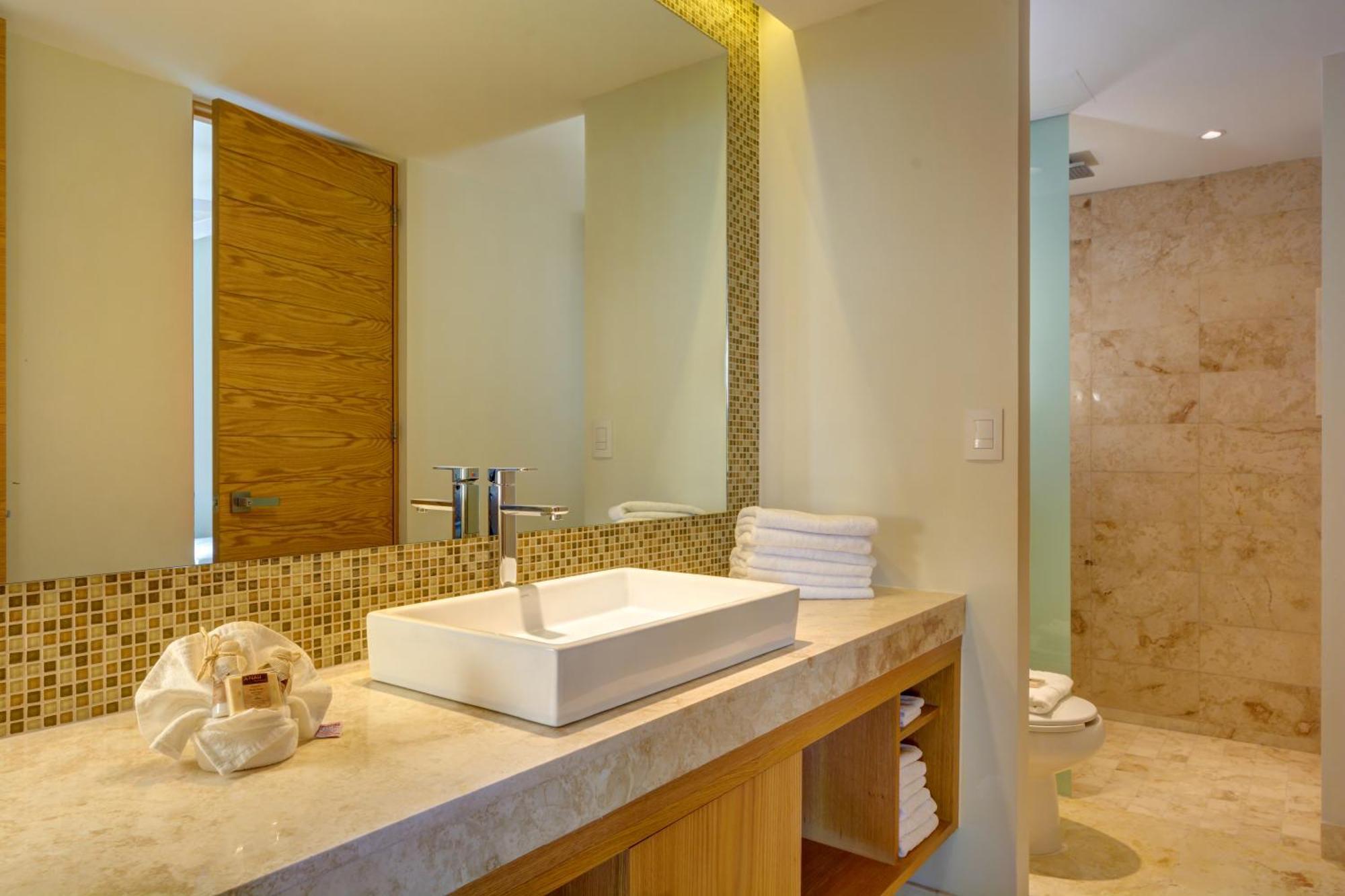 Anah Suites By Las Flores Vacation Rentals 普拉亚卡门 外观 照片